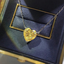 Carregar imagem no visualizador da galeria, Colar Diamante Alto Carbono Coração, Prata Esterlina
