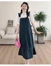 Carregar imagem no visualizador da galeria, Vestido Maternidade, Design Fino, Cauda de Peixe, Macacão Jeans com Camiseta Interna
