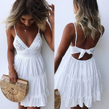 Carregar imagem no visualizador da galeria, Vestido Feminino de Verão, Rendas com Decote em V sem Costas, Cinta de Espaguete
